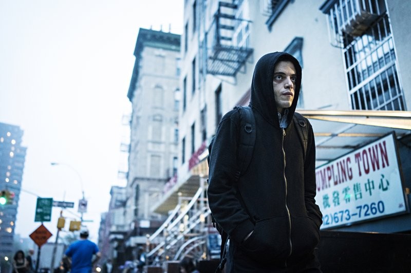 TV: Hacktivist drama ‘Mr. Robot’ to end with 4th season in 2019